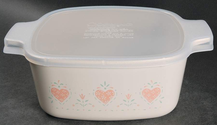 Forever Yours (Corelle) 1.5 Quart Square Casserole with Lid by Corning Corelle-1