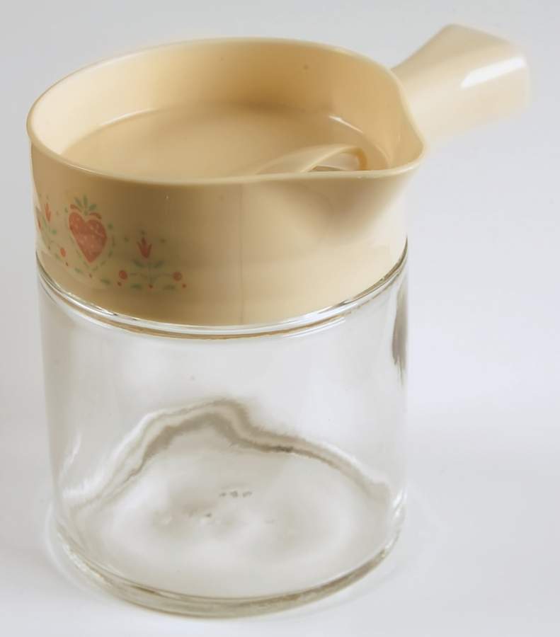 Forever Yours (Corelle) Creamer Glassware & Plastic Lid by Corning Corelle-1