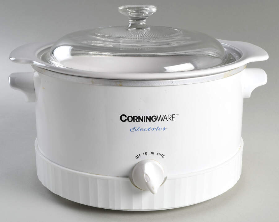 French White 3.5 Qt Round Slow Cooker by Corning Corelle-1