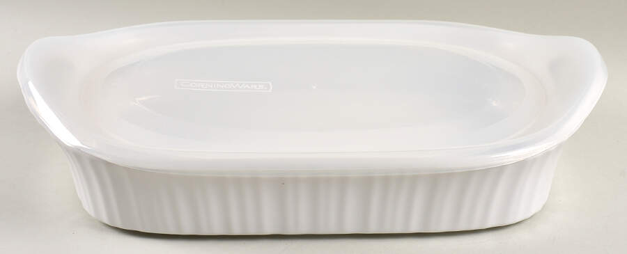 French White 13" Rectangular Baker w/Plastic Lid by Corning Corelle-1