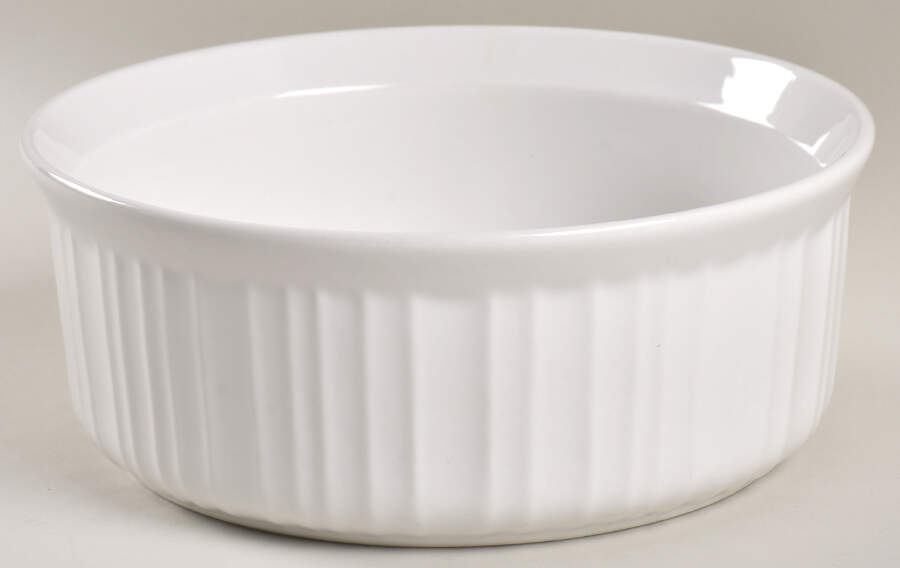 French White 1.5 Qt Round Casserole No Lid by Corning Corelle-1