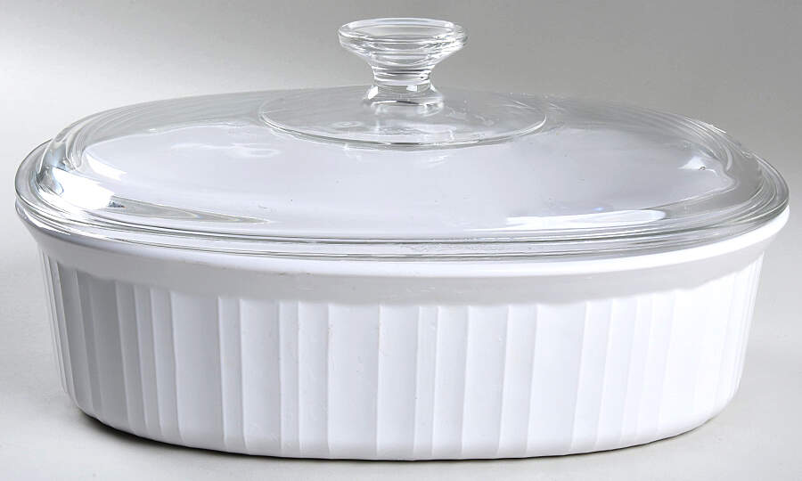 French White 2.5 Qt Oval Covered Casserole by Corning Corelle-1