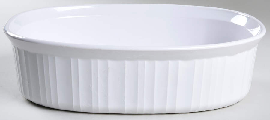 French White 2.5 Quart Oval Covered Casserole No Lid by Corning Corelle-1