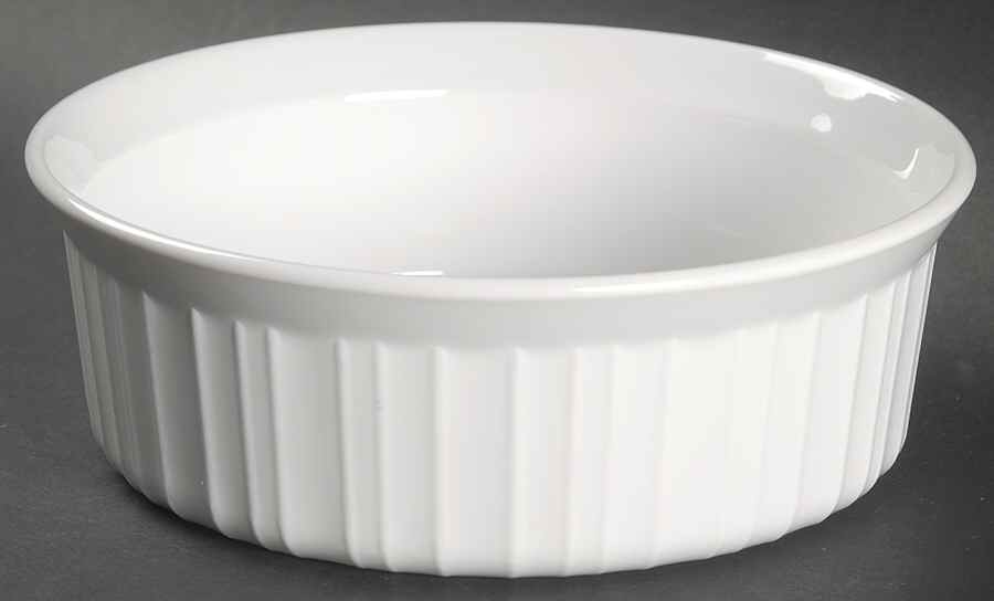 French White 1.50 Pt Round Casserole No Lid by Corning Corelle-1