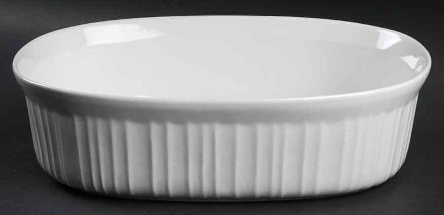 French White 2.5 Quart Oval Covered Casserole No Lid by Corning Corelle-1