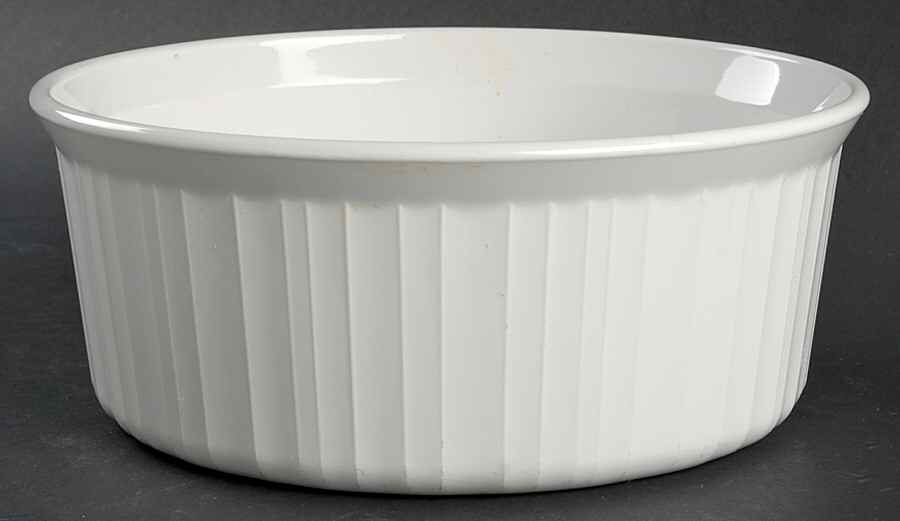 French White 9" Round Baker by Corning Corelle-1