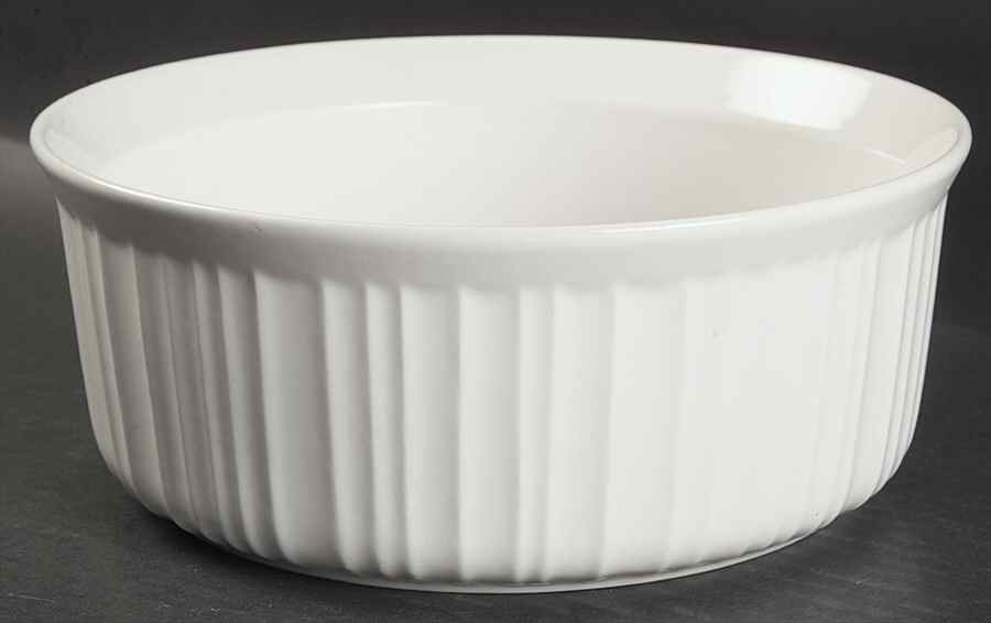 French White 2.5 Qt Round Casserole No Lid by Corning Corelle-1