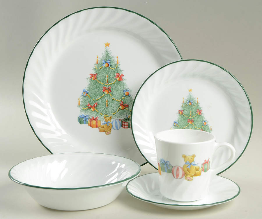 Holiday Magic (Corelle) 40 Piece Estate Set by Corning Corelle-1