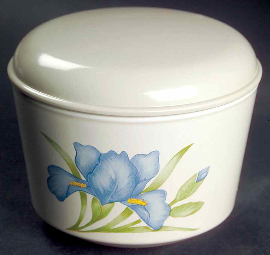 Iris Sugar Bowl & Lid by Corning Corelle-1