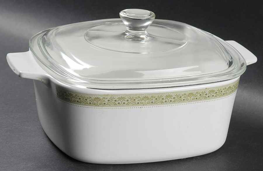Lynwood Green 1.5 Quart Square Casserole with Lid by Corning Corelle-1