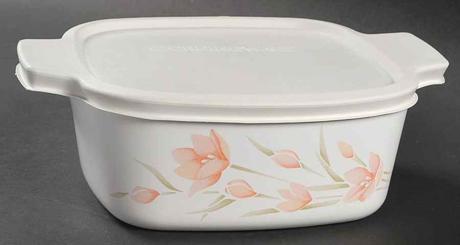 Peach Floral (Corelle) 1.5 Quart Square Casserole with Lid by Corning Corelle-1