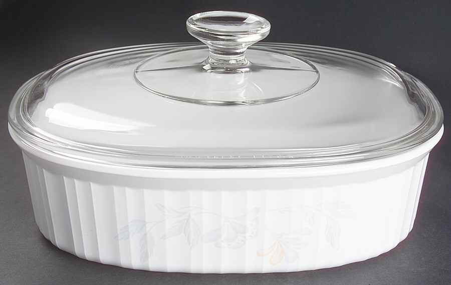 Pink Trio (Corelle) 2.5 Quart Oval Covered Casserole by Corning Corelle-1