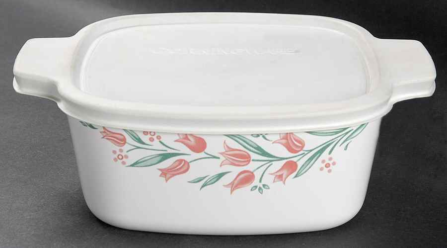 Rosemarie (Corelle) 1.5 Quart Square Casserole with Lid by Corning Corelle-1