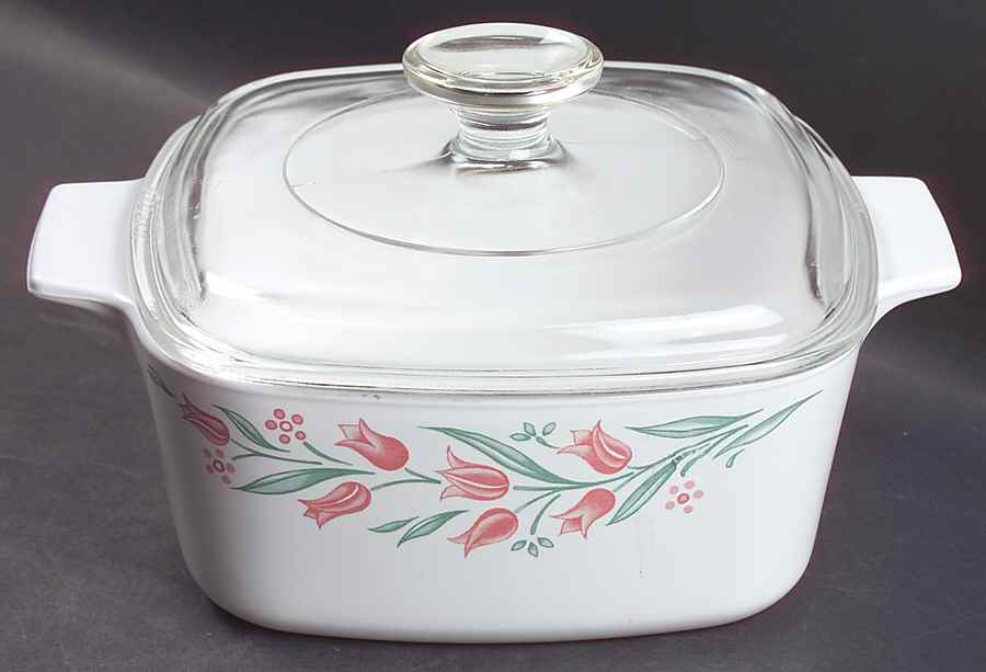 Rosemarie (Corelle) 1.5 Quart Square Casserole with Lid by Corning Corelle-1