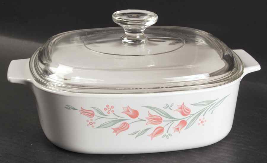 Rosemarie (Corelle) 2 Quart Square Casserole with Lid by Corning Corelle-1