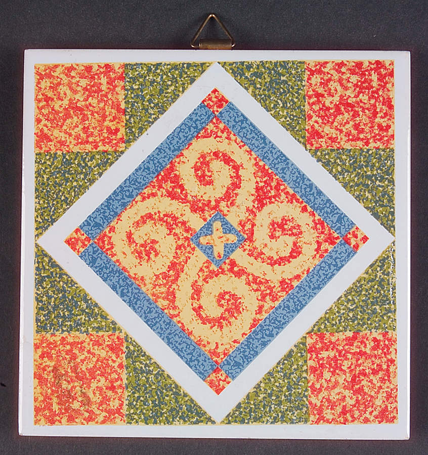 Sand Art (Corelle) Hanging Trivet by Corning Corelle-1