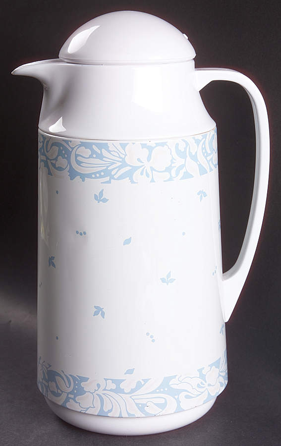 Sea and Sand (Corelle) Plastic Thermos/Carafe & Lid by Corning Corelle-1