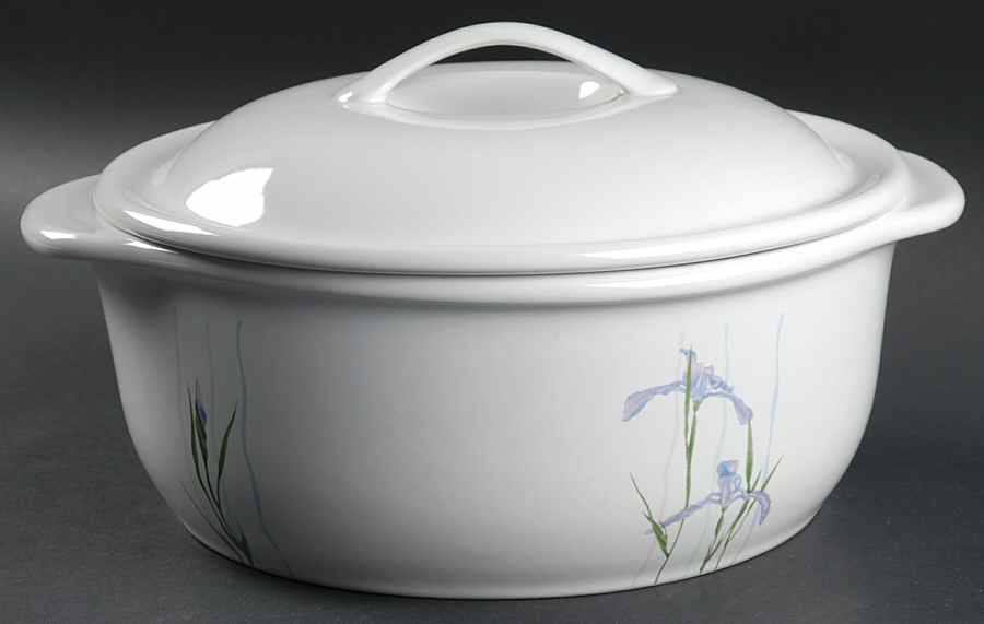 Shadow Iris (Corelle) 2.5 Qt Round Covered Casserole by Corning Corelle-1