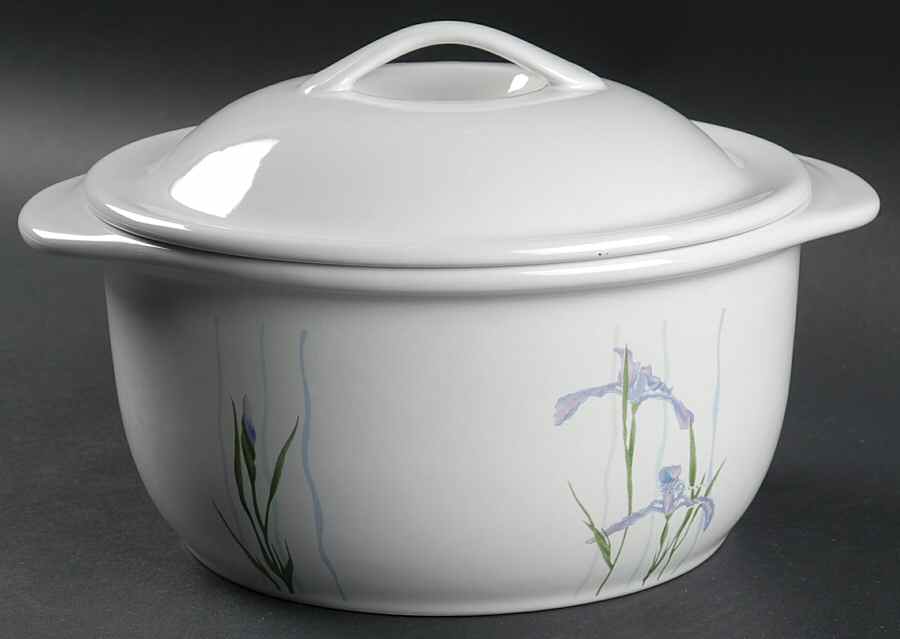 Shadow Iris (Corelle) 1.5 Qt Round Covered Casserole by Corning Corelle-1