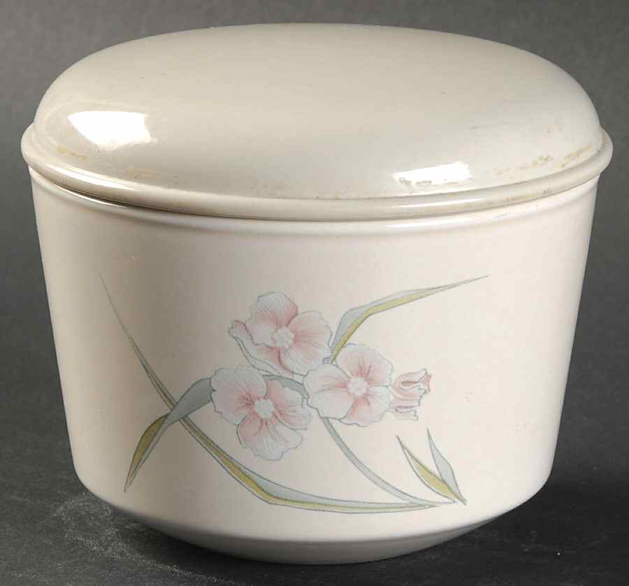 Spring Pond (Corelle) Sugar Bowl & Lid by Corning Corelle-1