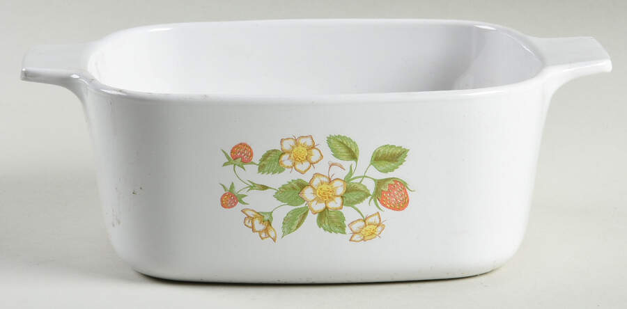 Strawberry Sundae (Corelle) 1.5 Quart Square Casserole No Lid by Corning Corelle-1