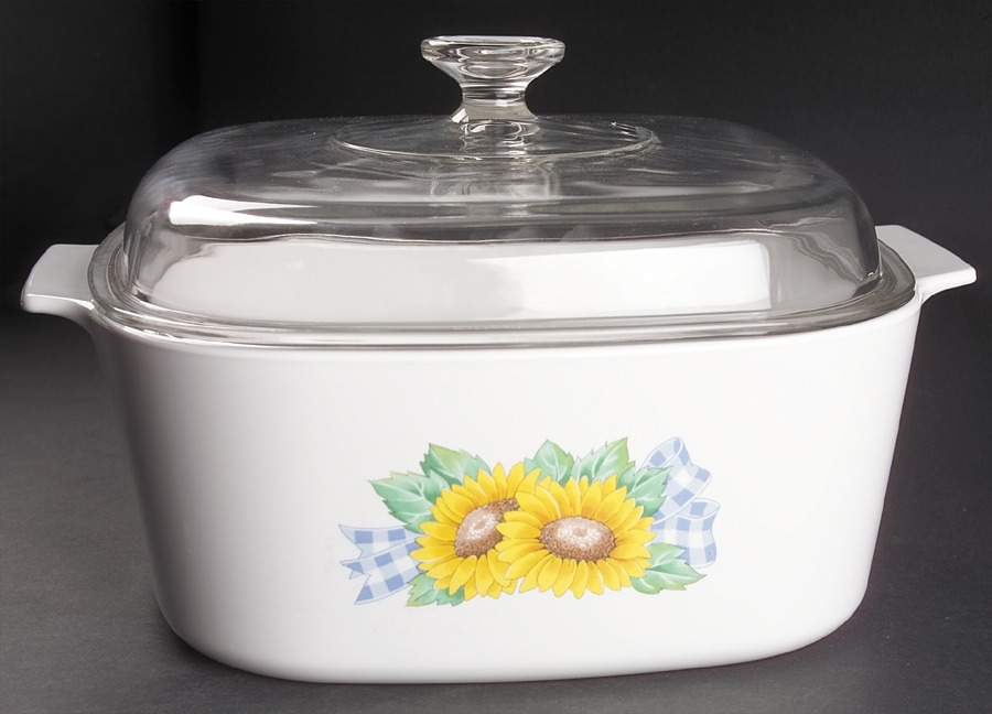 Sunsations (Corelle) 5 Quart Square Casserole with Glass Lid by Corning Corelle-1