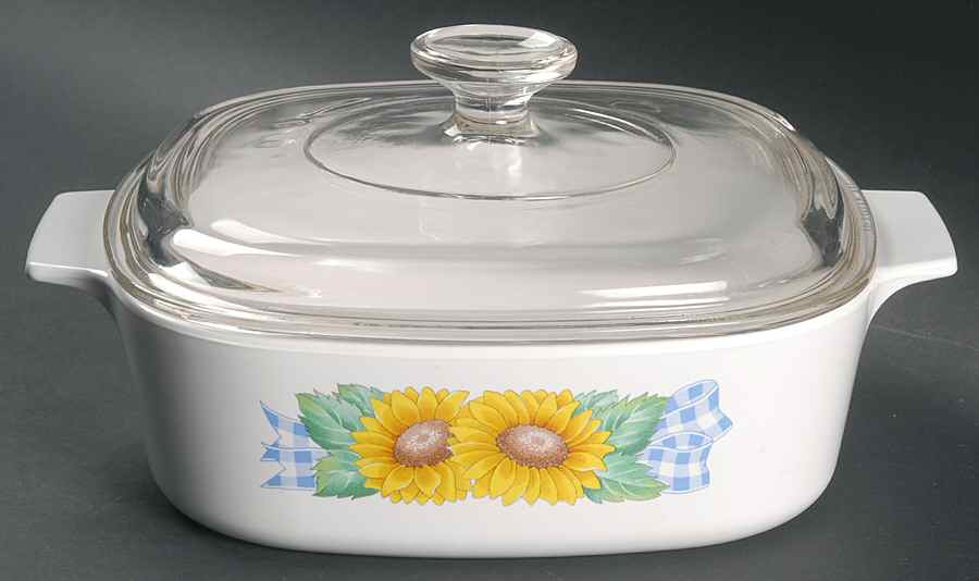 Sunsations (Corelle) 2 Quart Square Casserole with Lid by Corning Corelle-1