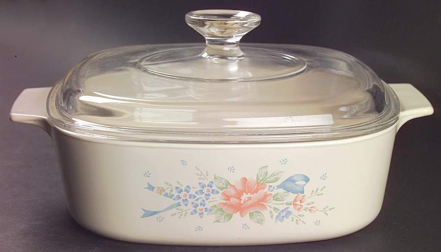Symphony (Corelle) 2 Quart Square Casserole with Lid by Corning Corelle-1