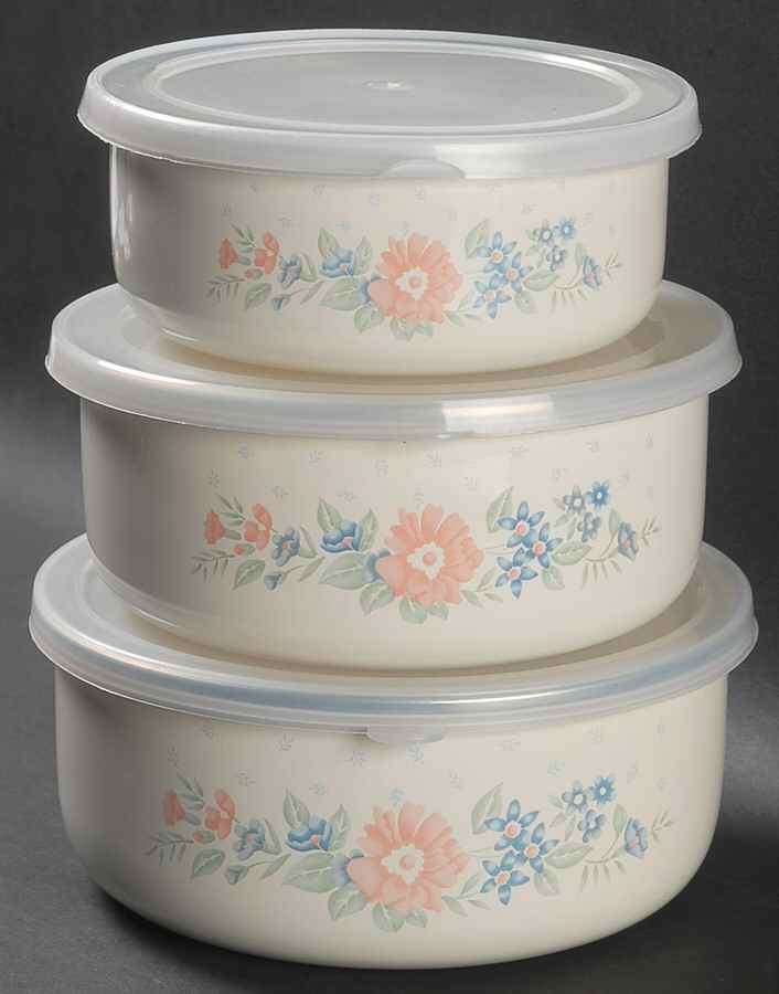Symphony (Corelle) 3 Pc Metal Bowl W/Plastclid (5 3/4",6 5/8",7 1/4") by Corning Corelle-1