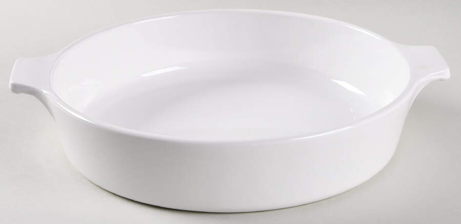 White Coupe Server-Buffet 2.5qt-Nolid by Corning Corelle-1
