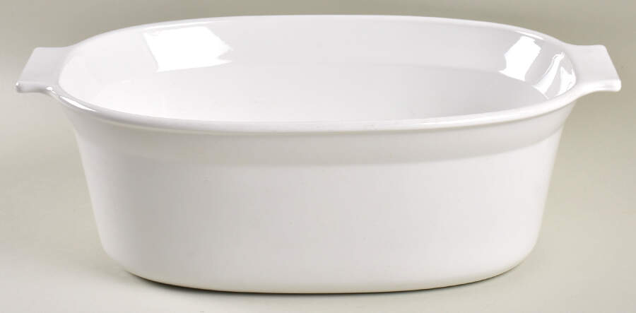 White Coupe 2.5 Quart Oval Covered Casserole No Lid by Corning Corelle-1