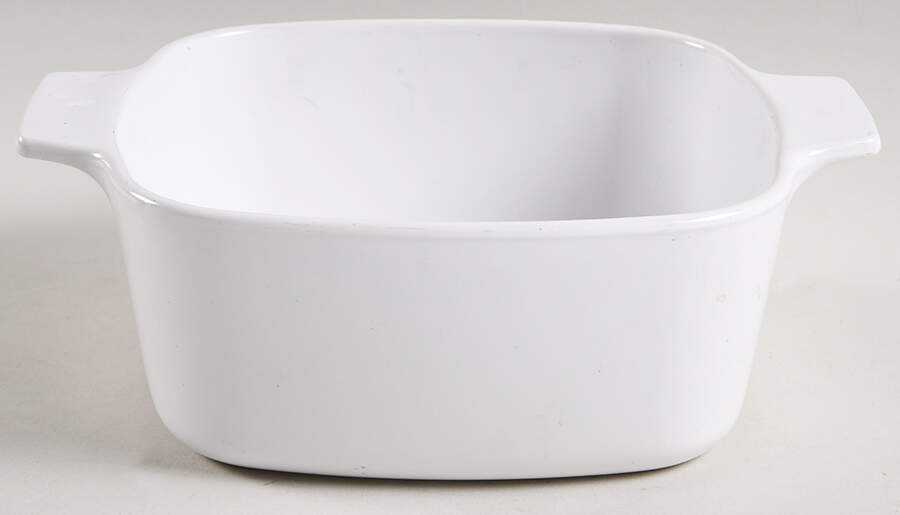 White Coupe 1.5 Quart Square Casserole No Lid by Corning Corelle-1