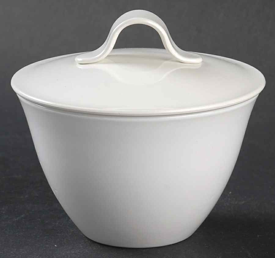 White Coupe Sugar Bowl & Lid by Corning Corelle-1