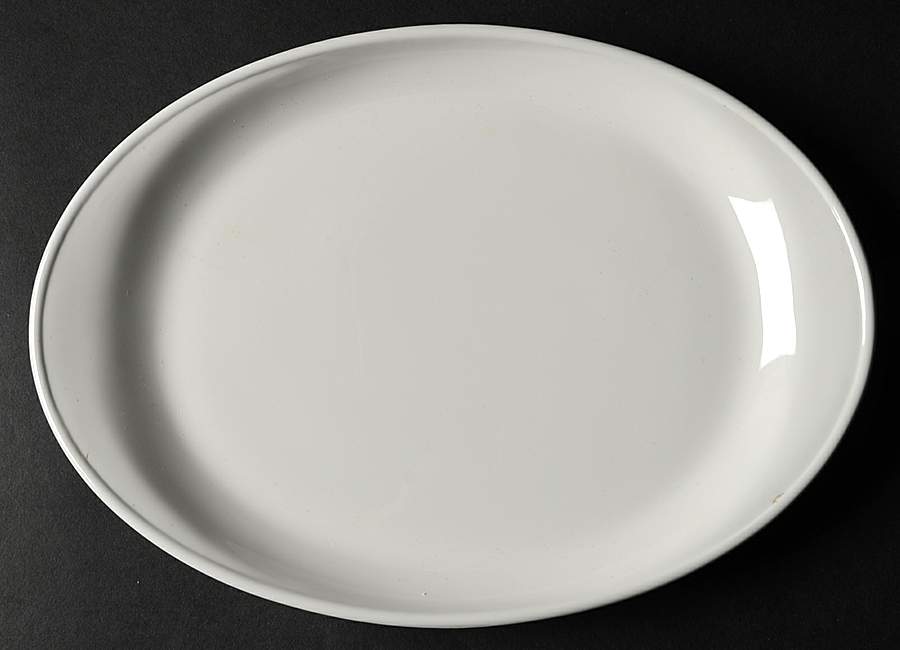 White Narrow Rim (Pyroceram) 10" Oval Serving Platter by Corning Corelle-1