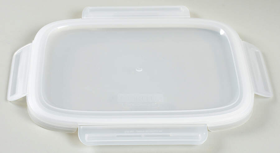 Winter Frost White (Corelle) 9" Rectangular Vegetable Bowl Snapware Lid by Corning Corelle-1