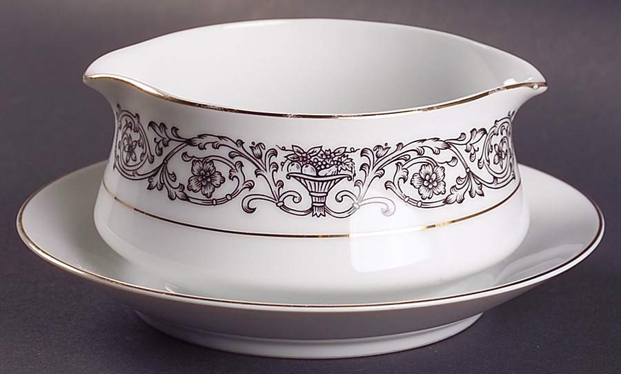 Laurent Gravy Boat with Attached Underplate by Coventry-Japan-1