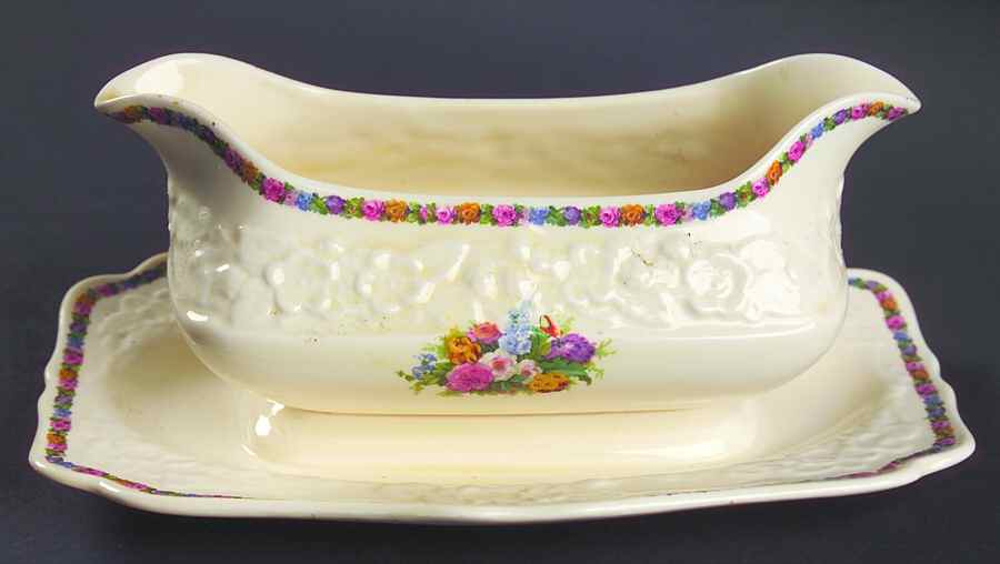 Charm Gravy Boat with Attached Underplate by Crown Ducal-1