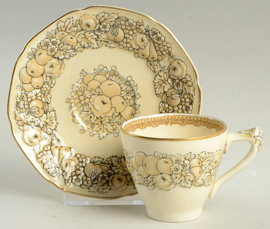 CRD68 Flat Demitasse Cup & Saucer Set by Crown Ducal-1