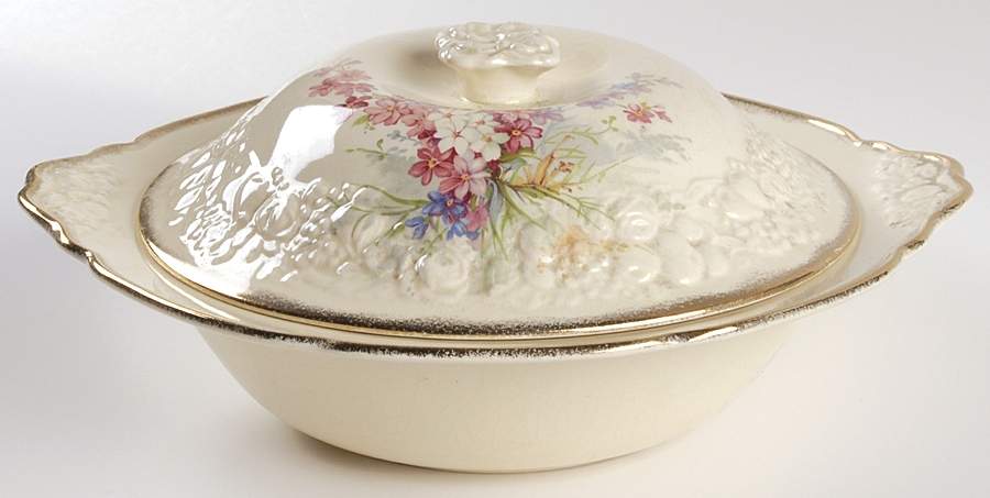 Picardy Round Covered Vegetable by Crown Ducal-1