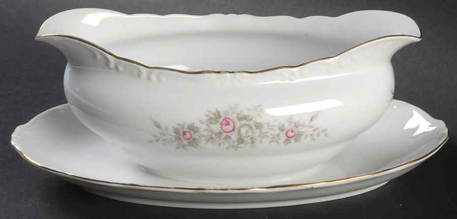 Chatham Gravy Boat with Attached Underplate by Crest Wood-1