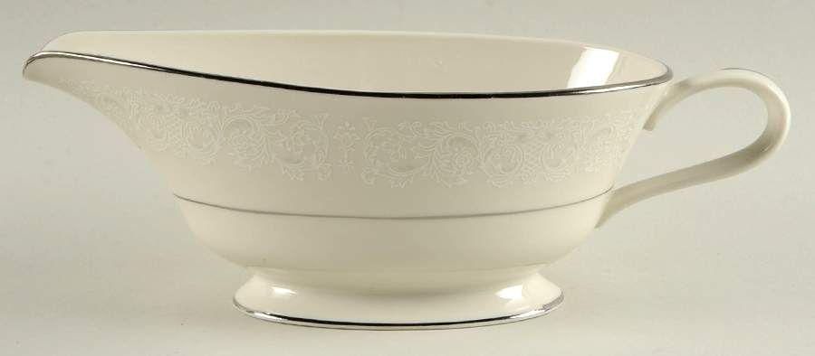 Princess Gravy Boat by Crest Wood-1