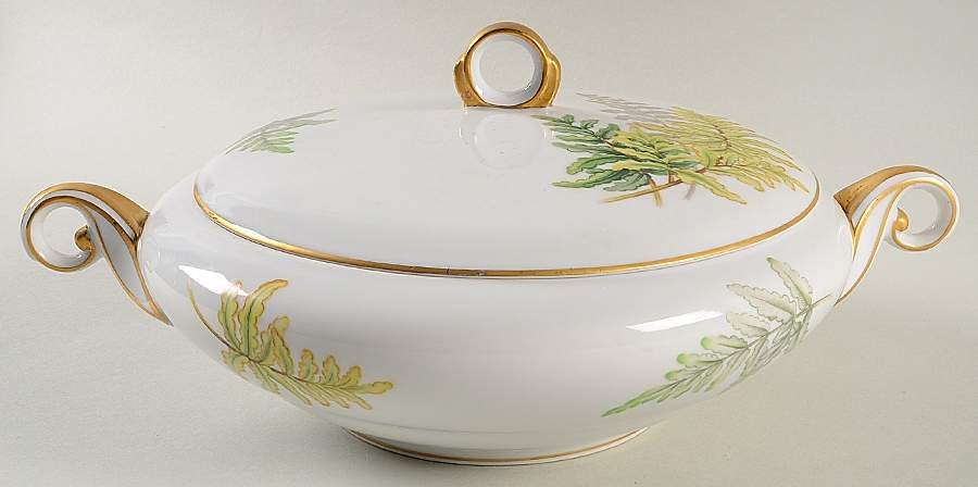 Evergreen Round Covered Vegetable by Craftsman (Japan)-1