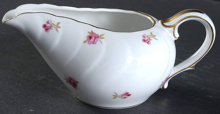 Park Avenue (Scalloped) Creamer by Craftsman (Japan)-1