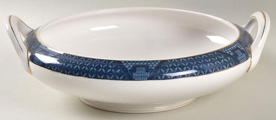 Willow Blue Round Vegetable No Lid by Craftsman (Japan)-1