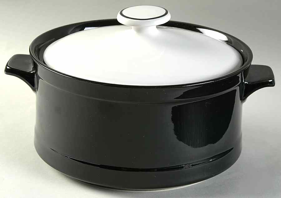 Illusion 2 Qt Round Covered Casserole by Carico-1