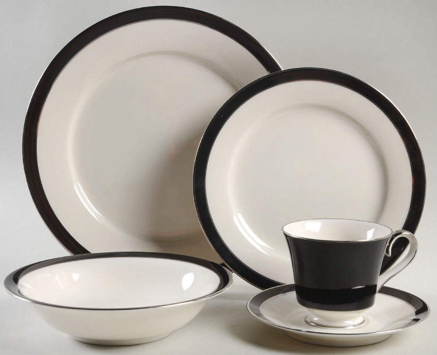 Mystique 5 Piece Place Setting by Carico-1