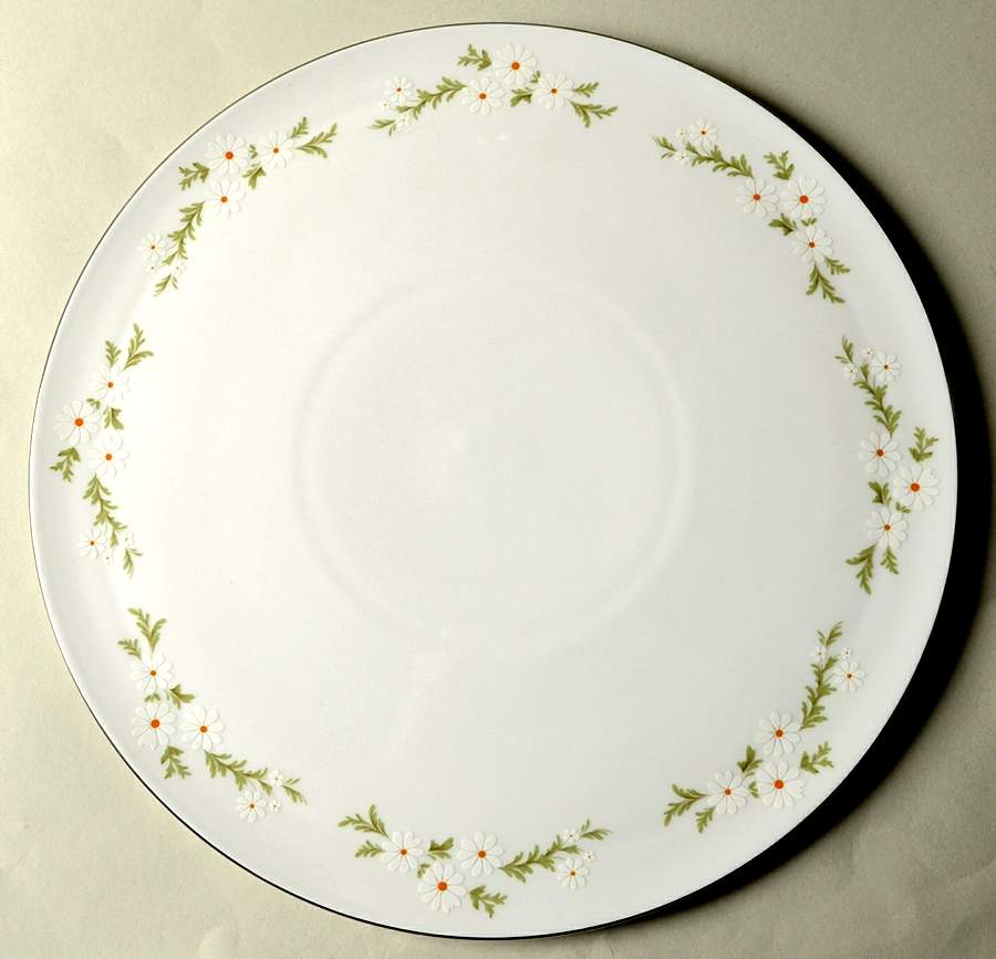 Bridal Wreath Cake Plate by Crown Jewel-1