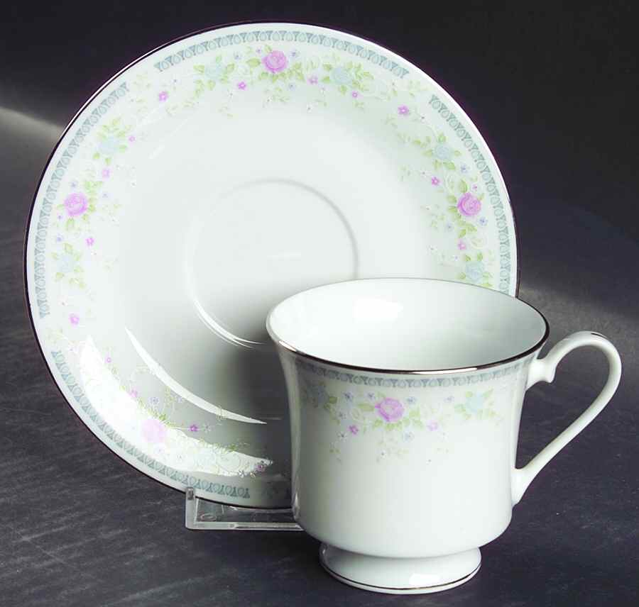 Nosegay Footed Cup & Saucer Set by Crown Ming-1