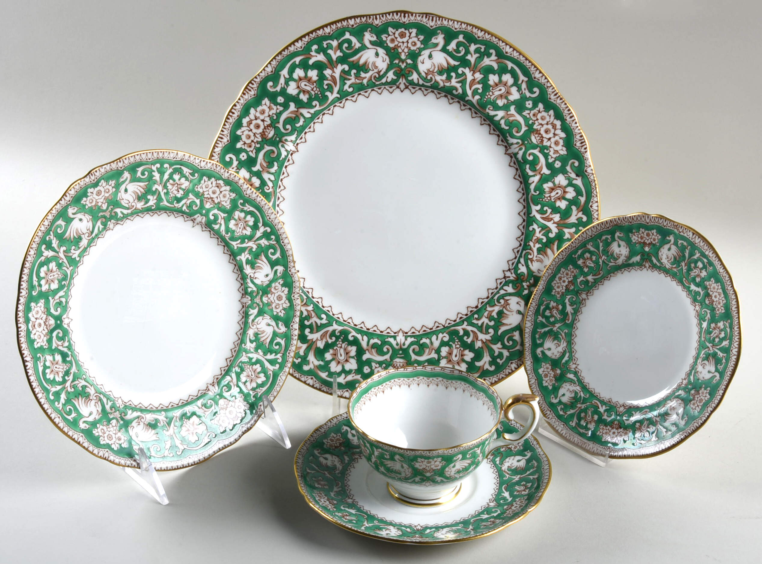 Ellesmere Green 5 Piece Place Setting by Crown Staffordshire-1