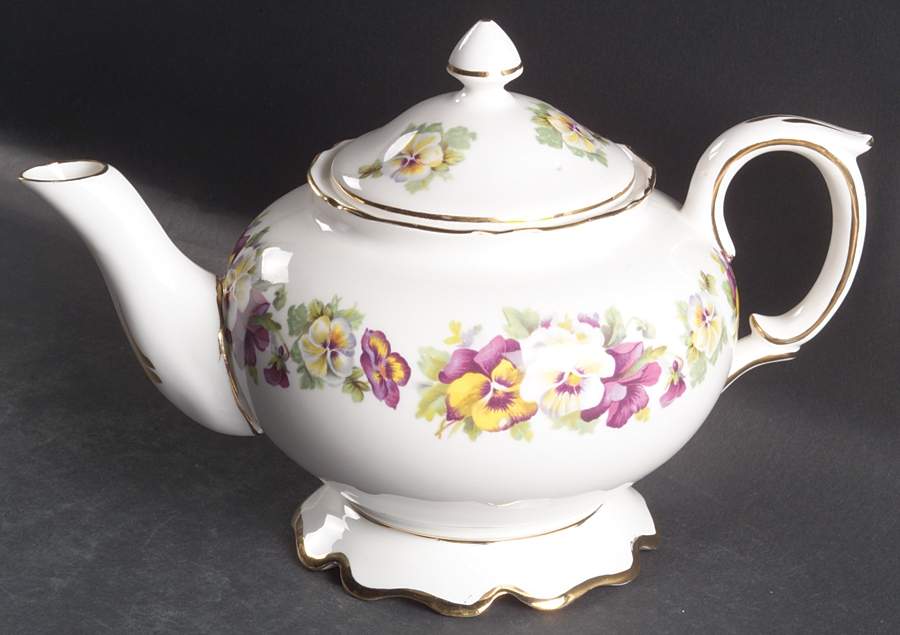 F15069 Teapot & Lid by Crown Staffordshire-1